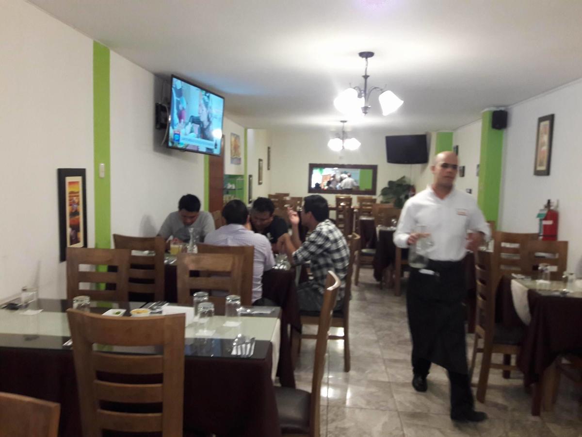Hostal Victoria Лима Экстерьер фото