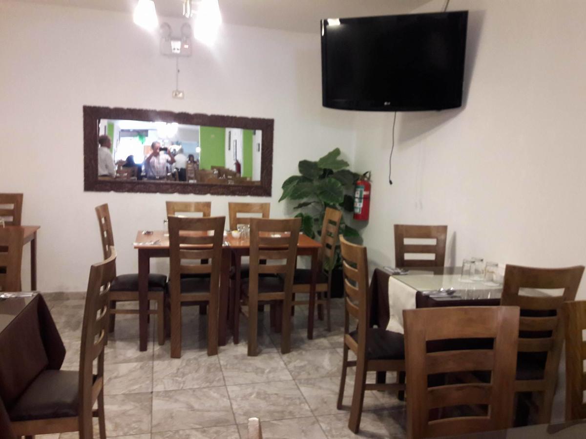 Hostal Victoria Лима Экстерьер фото